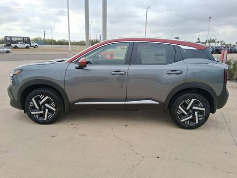 New 2026 Nissan Kicks SV image 3