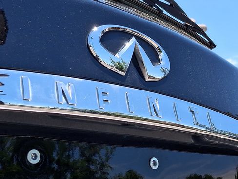 Used 2017 INFINITI QX50 AWD w/ Technology Package image 30