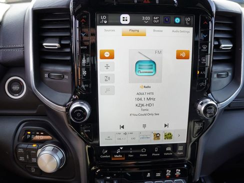 Used 2023 RAM 1500 Laramie image 25