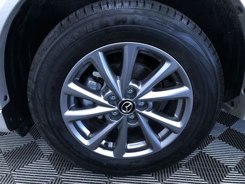 Used 2025 MAZDA CX-5 AWD 2.5 S w/ Preferred Package image 16