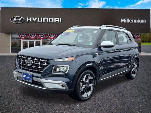 Certified 2023 Hyundai Venue Limited image 2