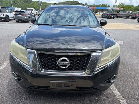 Used 2014 Nissan Pathfinder SL w/ SL Premium Package AWD/4WD image 4