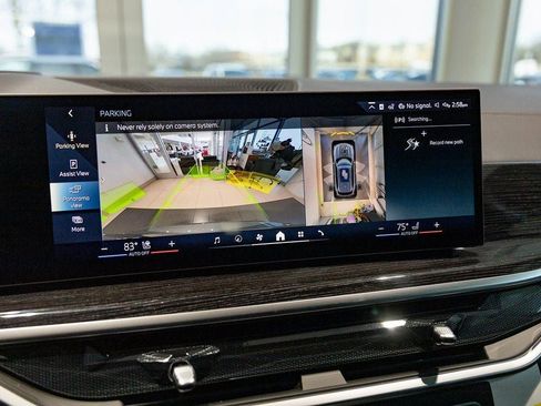 New 2026 BMW X5 xDrive50e w/ M Sport Package image 32