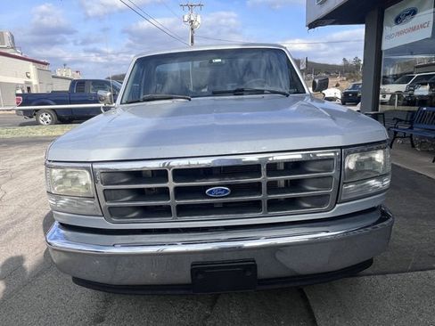 Used 1996 Ford F150 2WD Regular Cab image 3