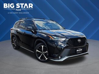 Used 2021 Toyota Highlander XSE FWD video 1
