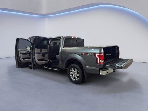 Used 2017 Ford F150 XLT w/ Equipment Group 302A Luxury image 10