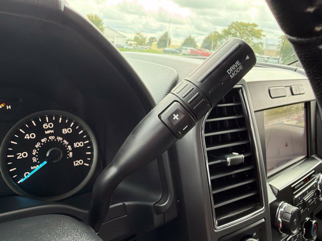 Used 2019 Ford F150 XLT w/ Equipment Group 302A Luxury AWD/4WD image 32