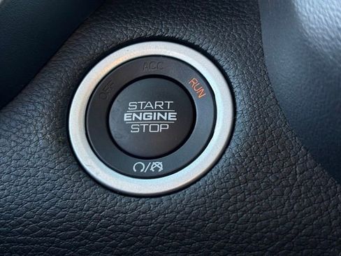 Certified 2020 RAM 1500 Laramie image 43