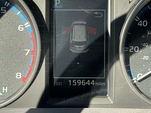 Used 2018 Toyota RAV4 XLE image 21