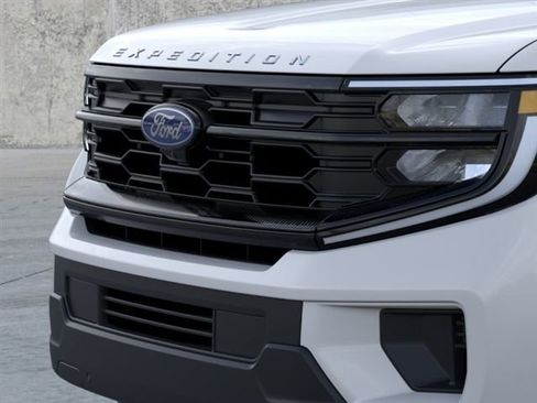 New 2025 Ford Expedition Active AWD/4WD image 17