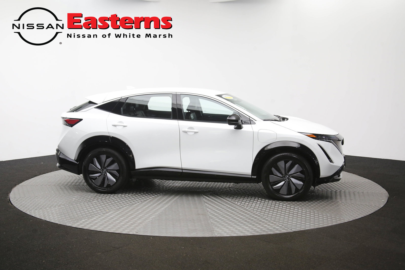 Used 2024 Nissan Ariya FWD image 51