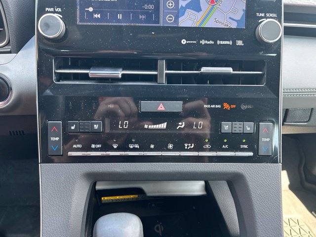Used 2019 Toyota Avalon Limited w/ Advanced Safety Package FWD image 18