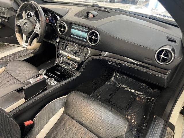 Used 2015 Mercedes-Benz SL 550 w/ White Arrow Edition image 14