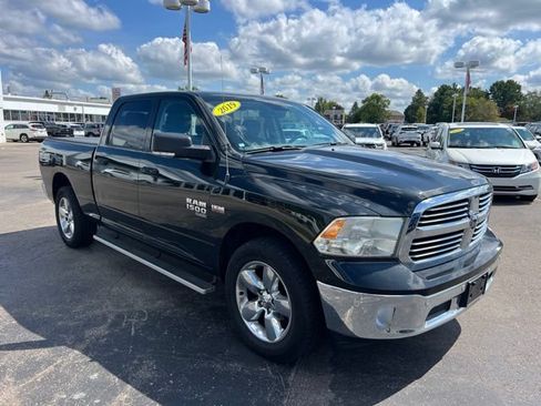 Used 2019 RAM 1500 Big Horn AWD/4WD image 3