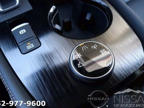New 2026 Nissan Rogue Platinum w/ Platinum Premium Package AWD/4WD image 21
