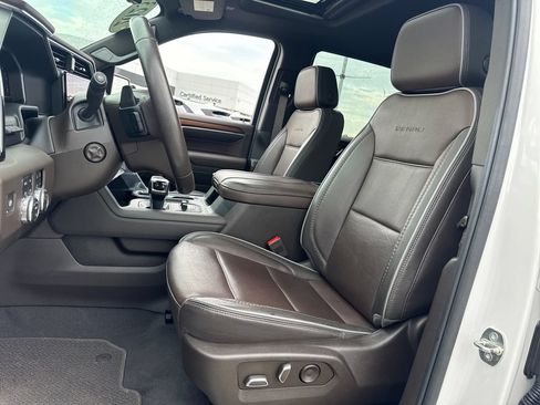 Used 2023 GMC Sierra 1500 Denali AWD/4WD image 17