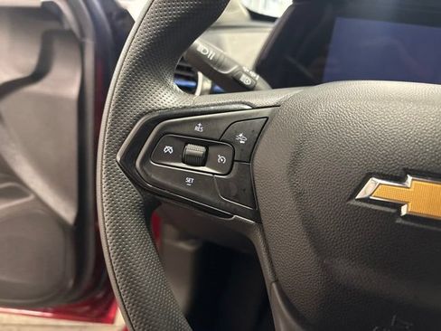 Used 2025 Chevrolet Trax LT FWD image 15