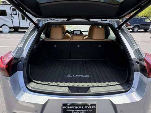 Used 2025 Lexus UX 300h AWD w/ Accessory Package (Z1) image 27
