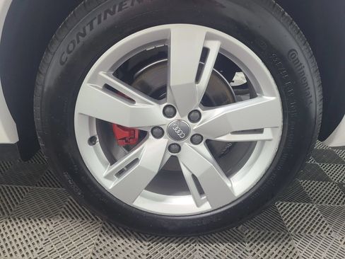 Used 2019 Audi Q5 2.0T Premium Plus AWD/4WD image 17