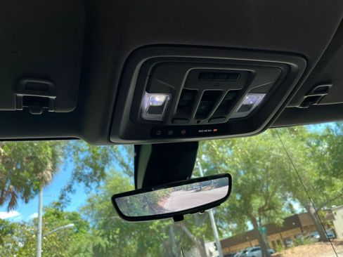 Used 2019 GMC Sierra 1500 Denali w/ Denali Ultimate Package AWD/4WD image 23