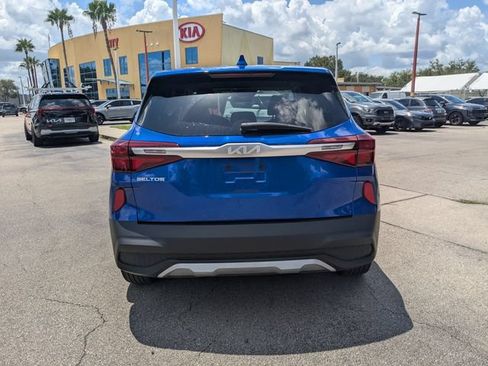 Used 2023 Kia Seltos LX AWD/4WD image 6