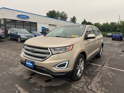 Used 2017 Ford Edge Titanium w/ Equipment Group 301A AWD/4WD image 6