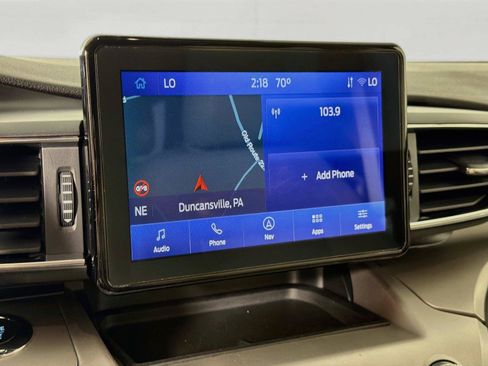 Used 2022 Ford Explorer XLT w/ Equipment Group 202A AWD/4WD image 19