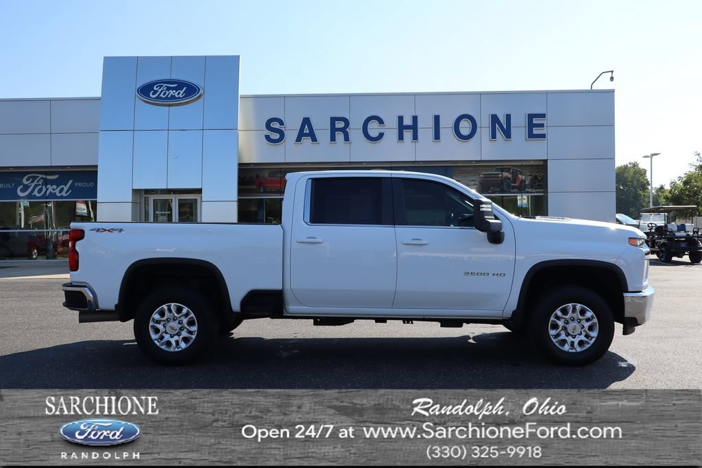 Used 2021 Chevrolet Silverado 2500 LT w/ Fleet Comfort Package AWD/4WD image 1