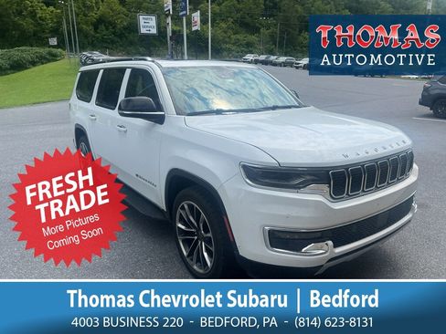 Used 2023 Jeep Wagoneer L Series II w/ Premium Group I AWD/4WD image 1
