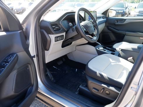 Used 2024 Ford Escape Active w/ Tech Pack #1 image 11