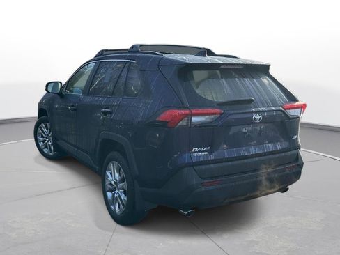 Certified 2024 Toyota RAV4 XLE Premium image 8