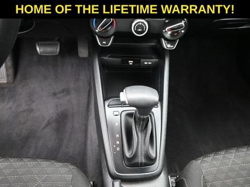 Used 2021 Kia Rio LX FWD image 27