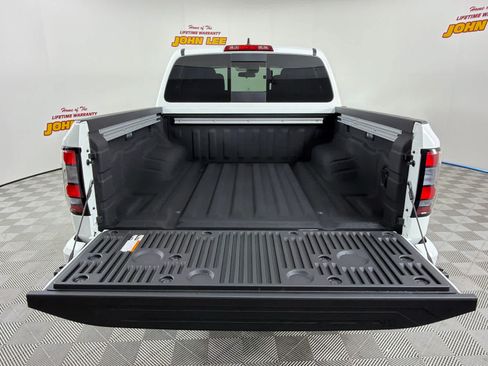 New 2026 Nissan Frontier PRO-4X w/ Pro-4x Convenience Package AWD/4WD image 5