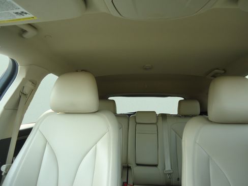 Used 2019 Lincoln Nautilus FWD image 27