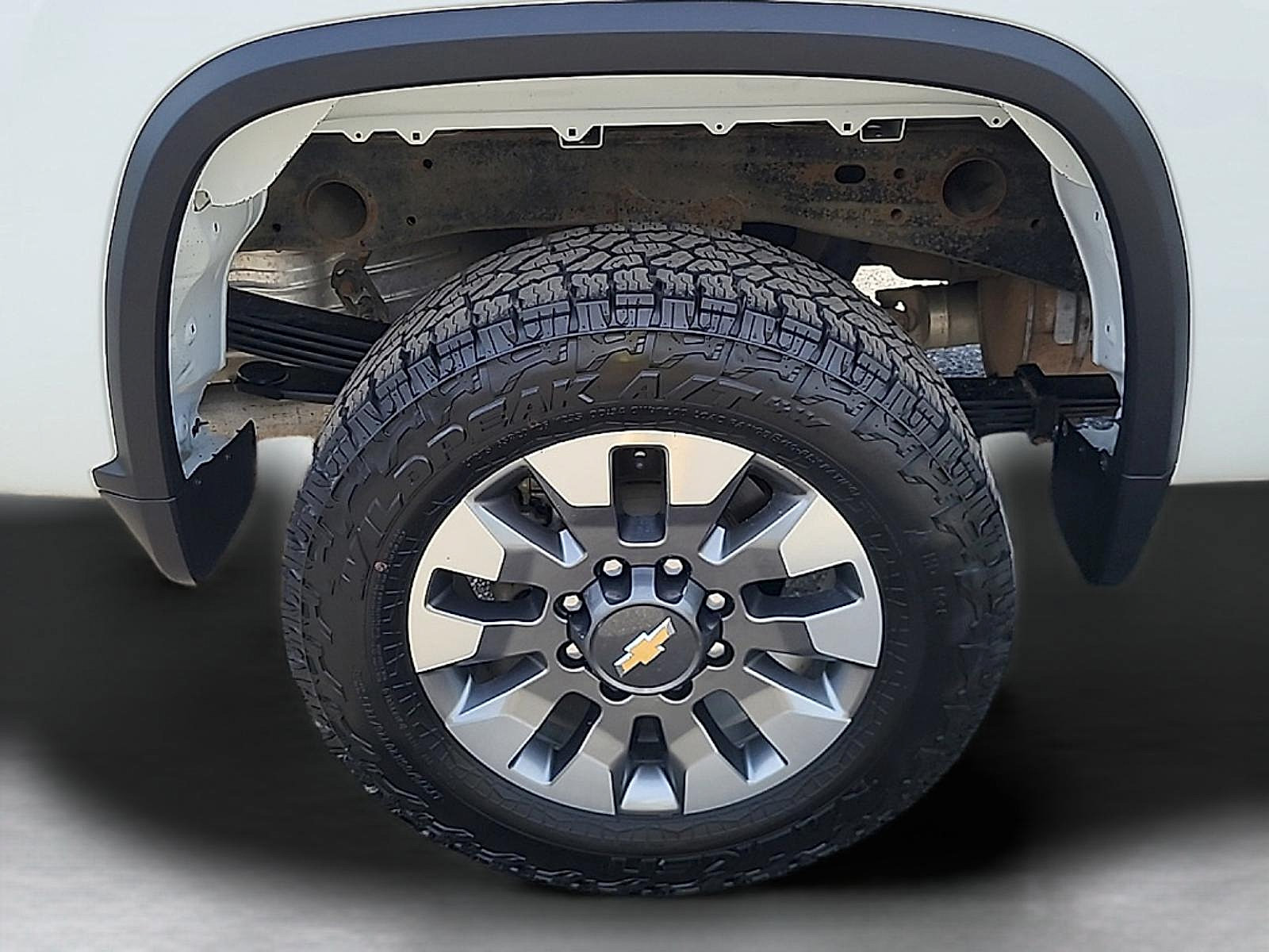 Used 2022 Chevrolet Silverado 2500 Custom w/ Custom Convenience Package AWD/4WD image 9