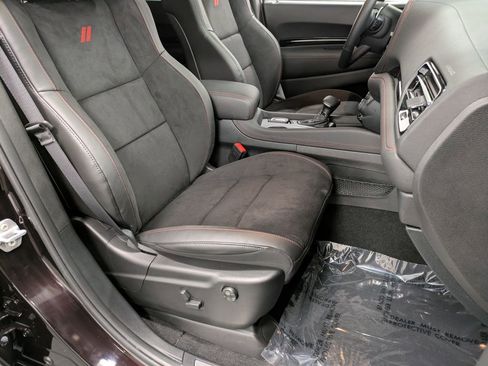 Used 2025 Dodge Durango GT image 28