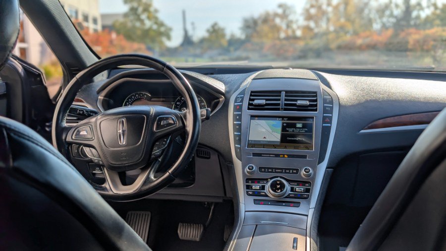 Used 2019 Lincoln MKZ Reserve AWD/4WD image 25