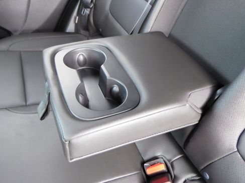 Used 2024 Chevrolet TrailBlazer RS w/ Convenience Package image 35