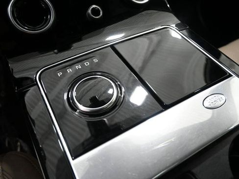 Used 2020 Land Rover Range Rover Velar R-Dynamic S AWD/4WD image 22