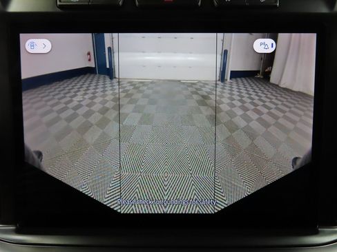 Used 2024 Ford F350 Lariat w/ Black Appearance Package image 23