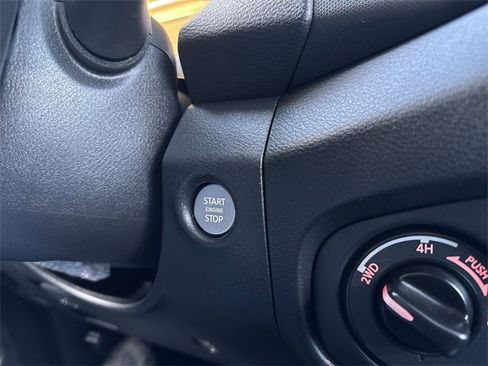 Used 2022 Nissan Frontier S w/ Technology Package image 16