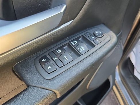 Used 2022 RAM 1500 Big Horn image 17