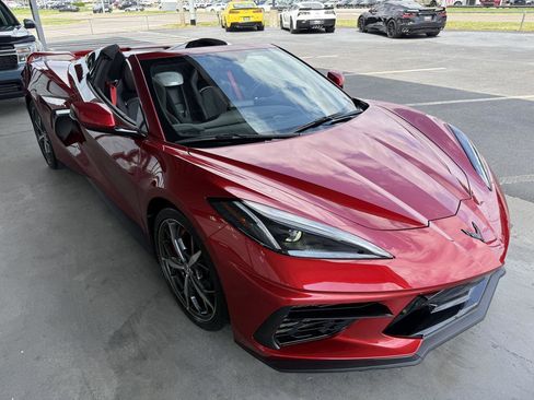 Used 2022 Chevrolet Corvette Stingray Premium Conv w/ Z51 Performance Package RWD image 6