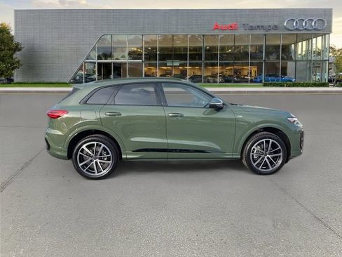 New 2026 Audi Q5 Premium Plus AWD/4WD image 2