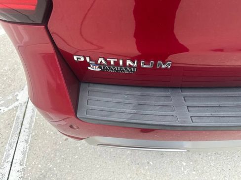 Used 2022 Ford Expedition Platinum RWD image 5