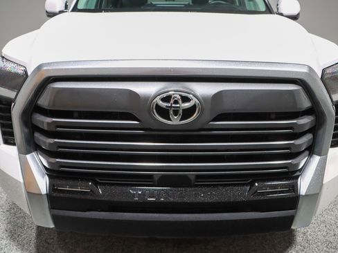 Used 2023 Toyota Tundra Limited w/ Power Package AWD/4WD image 4