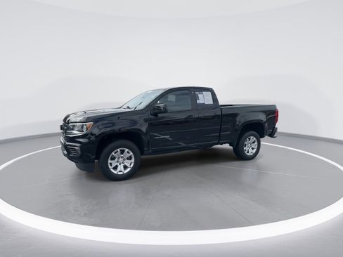 Used 2022 Chevrolet Colorado LT w/ Fleet Safety Package image 5