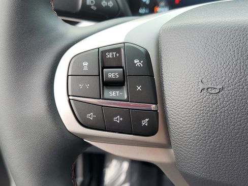 New 2026 Ford Explorer Active w/ Active Comfort Package AWD/4WD image 22