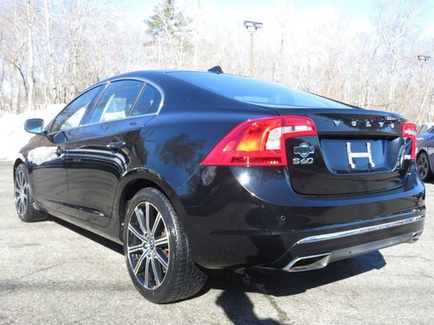 Used 2018 Volvo S60 T5 Inscription image 7