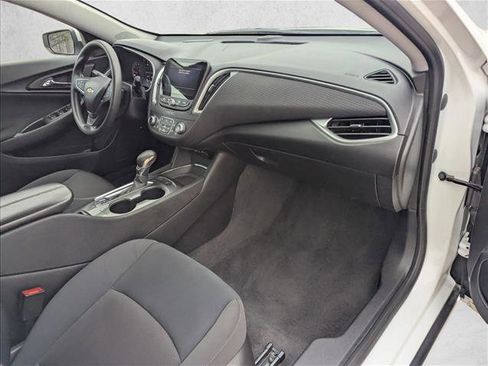 Used 2024 Chevrolet Malibu LT FWD image 21